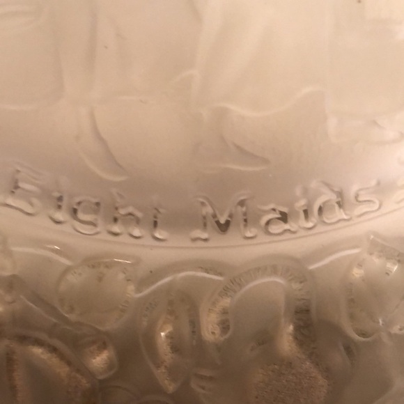 Imperial Glass Corporation, Bellaire,Ohio glass plate “8 Maids A-Milking” - Picture 4 of 16